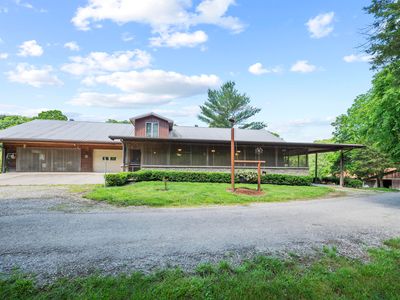 3700 River Dr