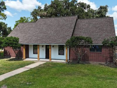 248 Canterbury Dr