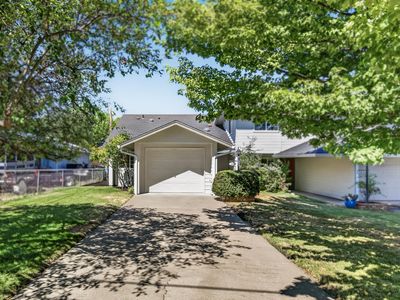 241 Clay St