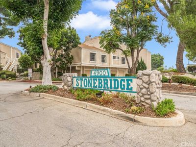 4900 N Grand Ave APT 104