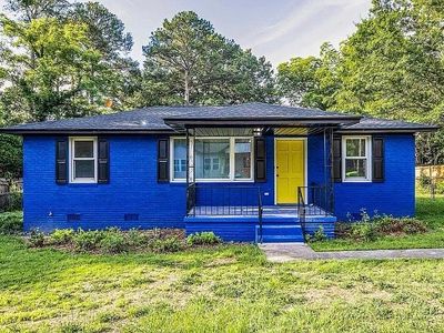 822 Apache Dr
