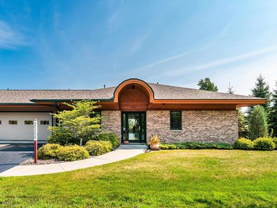 8401 Congdon Blvd #6