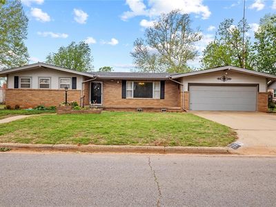 713 Oak Dr
