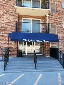 15555 Hilliard Rd APT 405