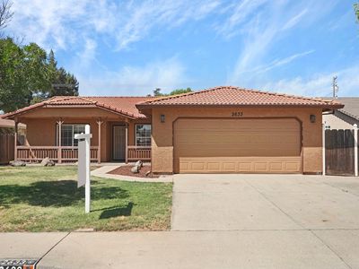 2633 Riverbend Dr