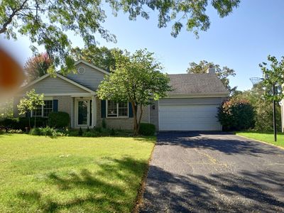 3607 Burr Oak Ln
