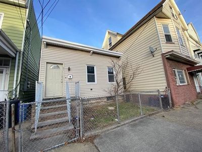 91 W 19th St