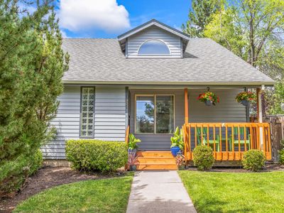 902 NW Ogden Ave