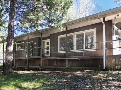 24524 Redwood Hwy