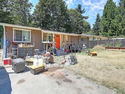 2784 El Camano Street