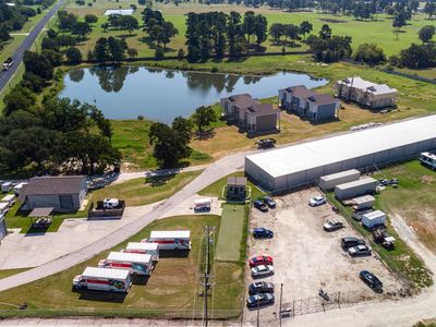 1735 State Highway 75 N
