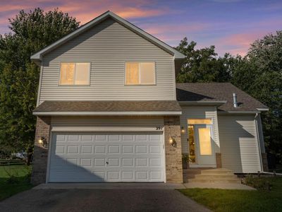 291 Appleblossom Ln E