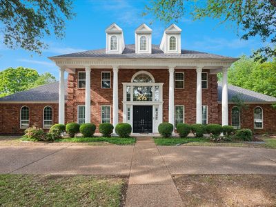 2400 Danbury Dr