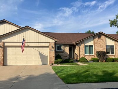 26165 Markiegrove