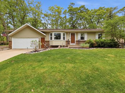 2433 Glen Valley Dr NW