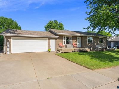 Property at 510 N Cole Ave, Tea, SD
