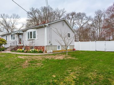 278 W McCabe St