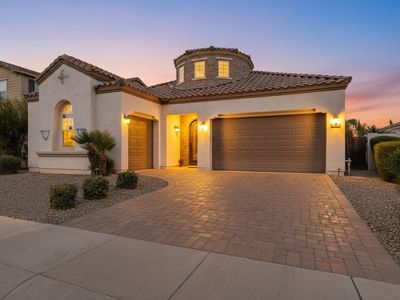 4306 E Yellowstone Pl