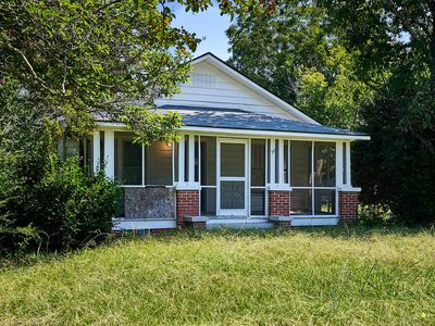 1077 Frazier Rd