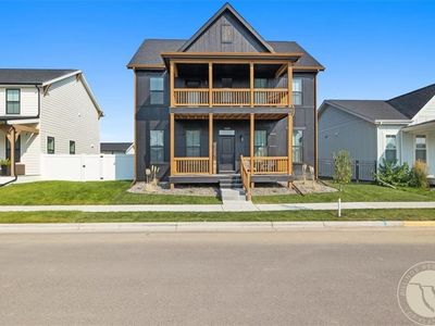 1863 Saint Paul Ln