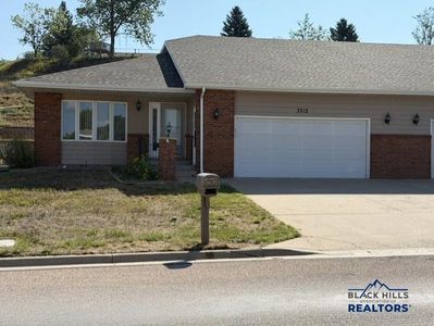 3712 Park Dr