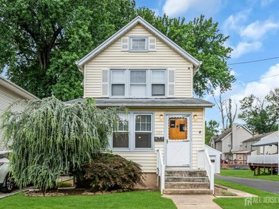 210 3rd St