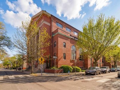 10 Corporal McTernan St Unit C406