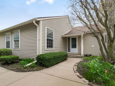 932 Chase Ct