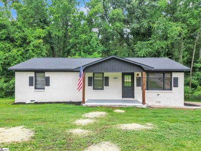 216 Ashcroft Dr