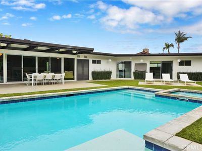 2000 Nautilus Ln