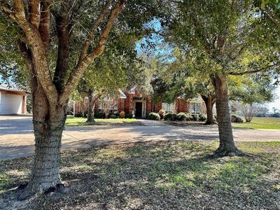 820 Perry Ln