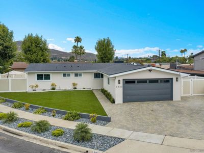 5985 Zora St