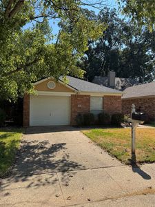 1331 Pecan Sq