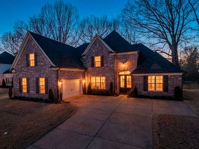 1157 Mountain Side Dr