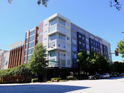 100 E Washington St Unit 47