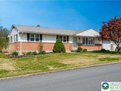 2141 Aster Rd