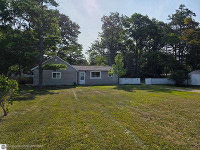 2438 N Huron Rd
