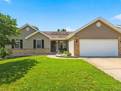 6 Feise Forest Ct