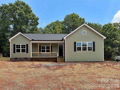 321 Whispering Pines Cir