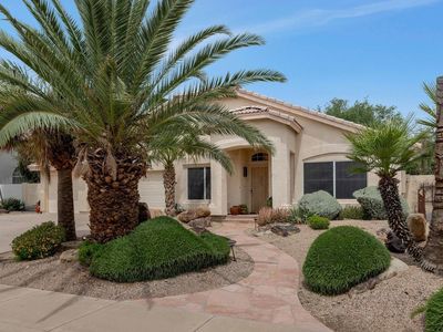 3028 E EMILE ZOLA Avenue