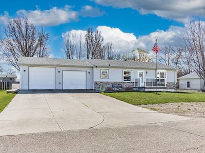 81 Benteen Dr