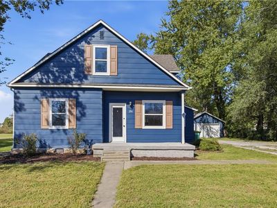 204 W Nelson St