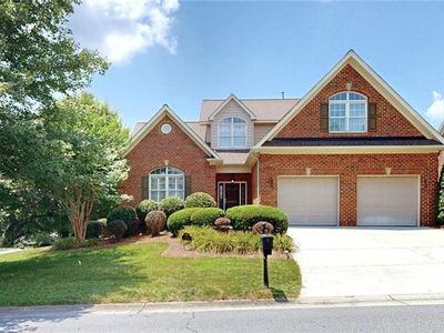 1001 Castle Pines Ct