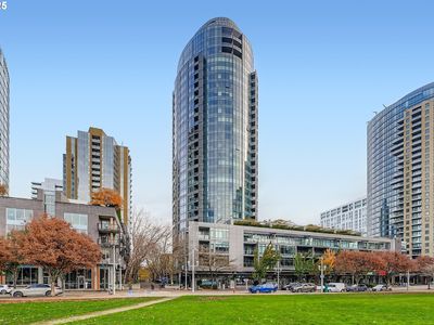 3601 SE River Pkwy UNIT 812