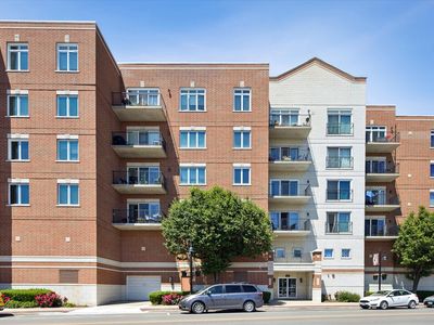 8822 Brookfield Ave Unit 405