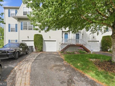 Property at 235 Buchanan Ct, Downingtown, PA