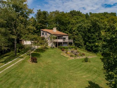 11777 Peach Ridge Rd