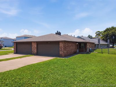 6658 S Utica Pl