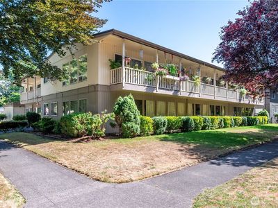 1951 Louisiana Street