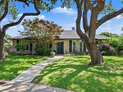 7441 Whispering Pines Dr